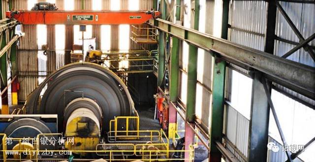 �������y�U�\�V